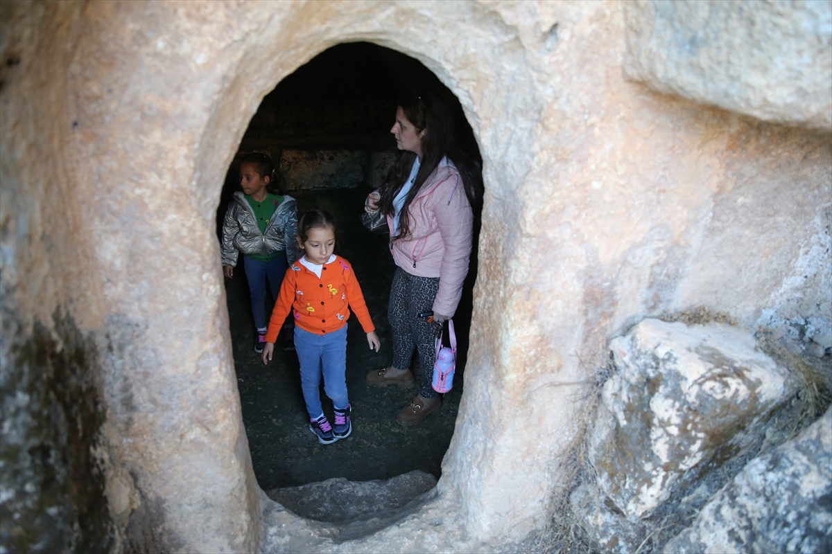 Diyarbakır'da tarihi "Hilar Kaya Mezarları" ören yeri olarak tescillendi
