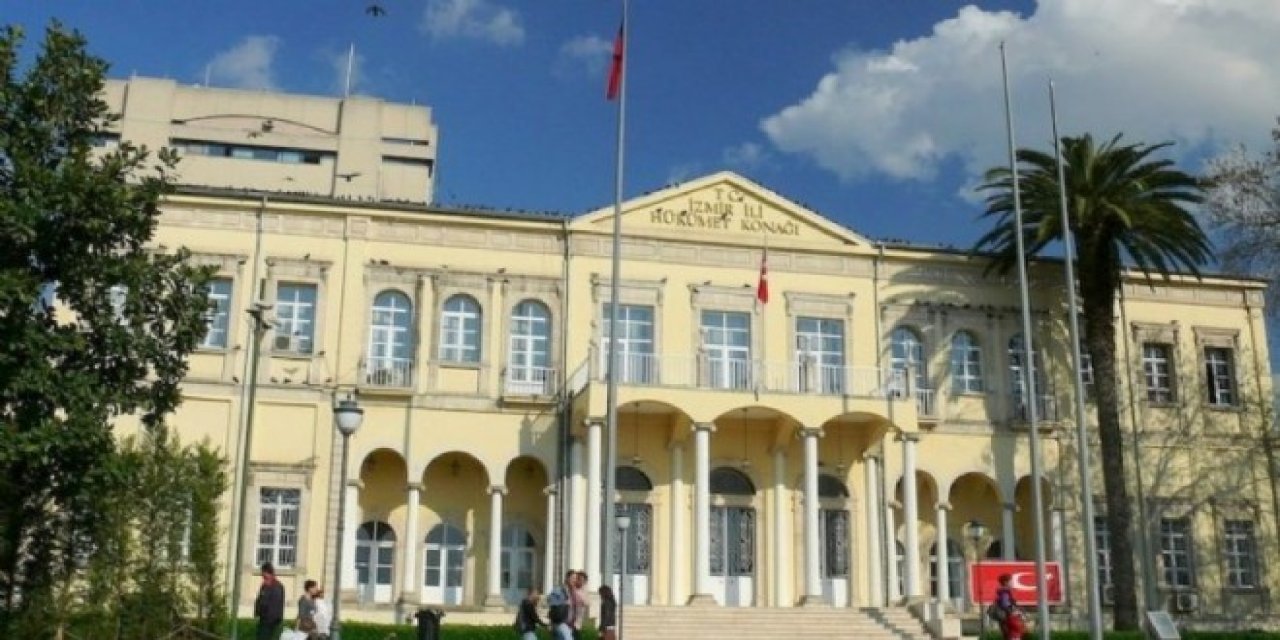 "Valiliğimizden hukuki görüş sorulması, en hafif deyimle abesle iştigaldir."