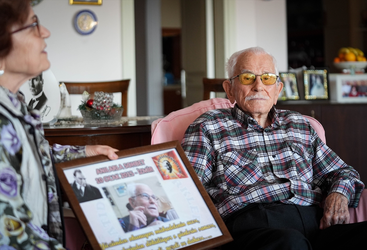 102 yaşındaki Şaban Yaylalı, Atatürk'ün cenazesinin İstanbul'dan uğurlanışını anlattı