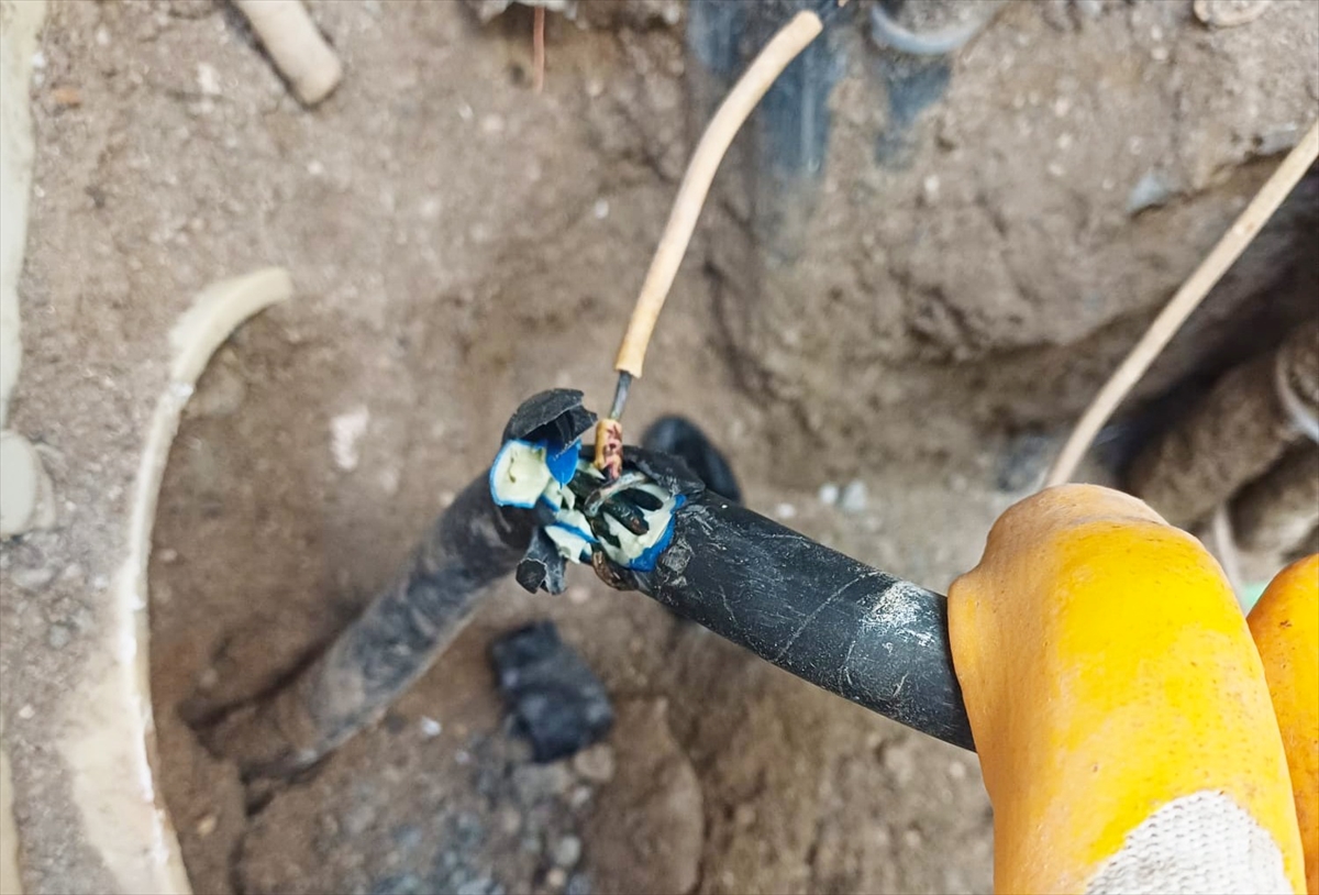 Dicle Elektrik'ten kaçak elektrik kullanan 63 abone hakkında suç duyurusu