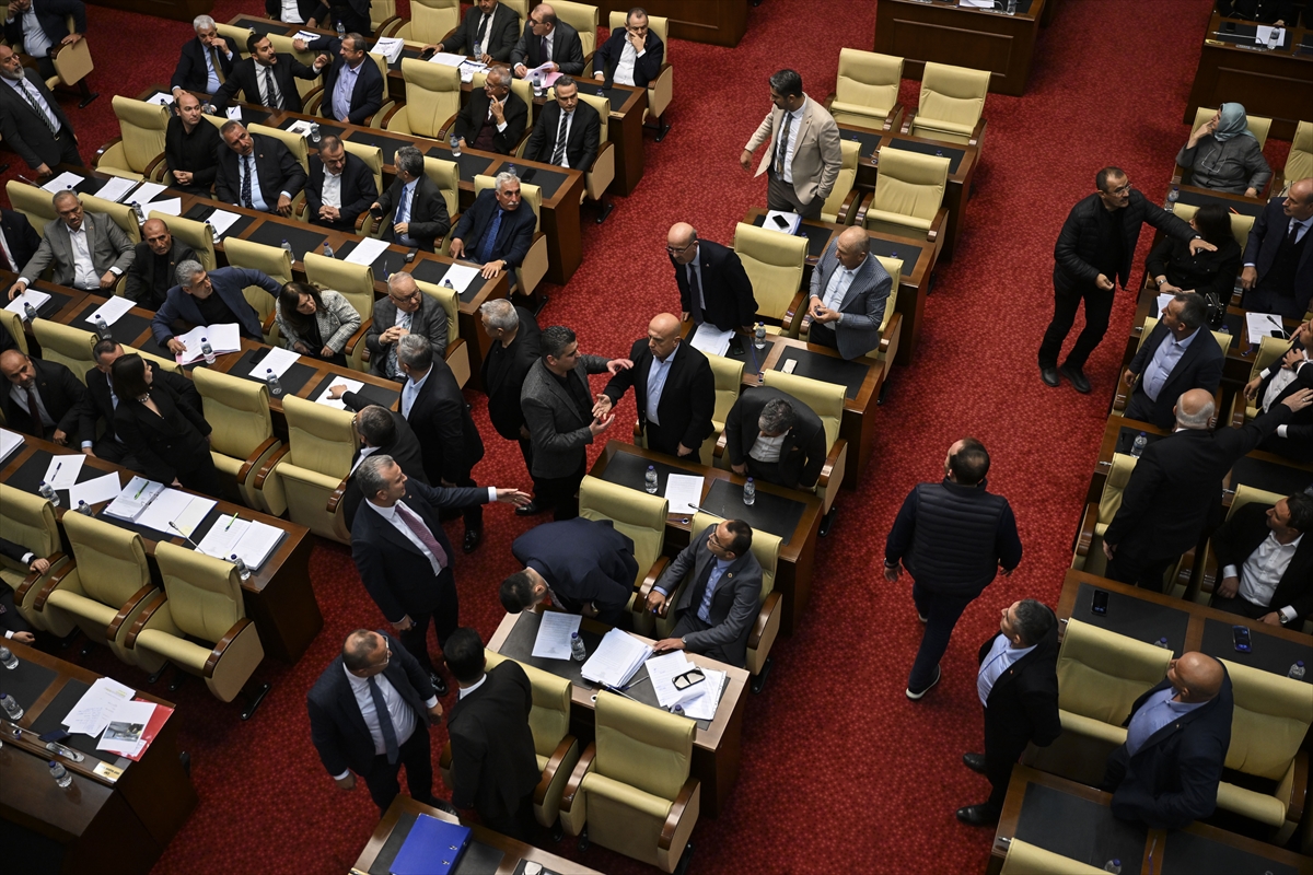 ABB Meclisinde "konser" tartışması