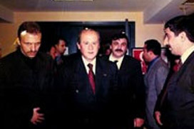 MHP'nin başını ağrıtan fotoğraf