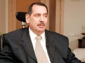 Menderes baba ocağını bırakıyor