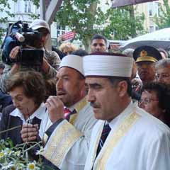 Şovmen imam ‘korsan' çıktı!