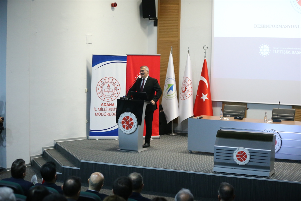 Adana'da kamu görevlileri dezenformasyonla mücadele eğitimi almaya başladı