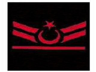 Üniformasıyla okul bastı!