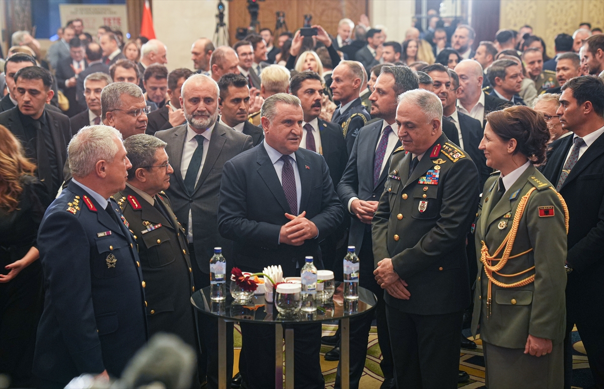 Bakan Bak, Arnavutluk Milli Günü resepsiyonuna katıldı