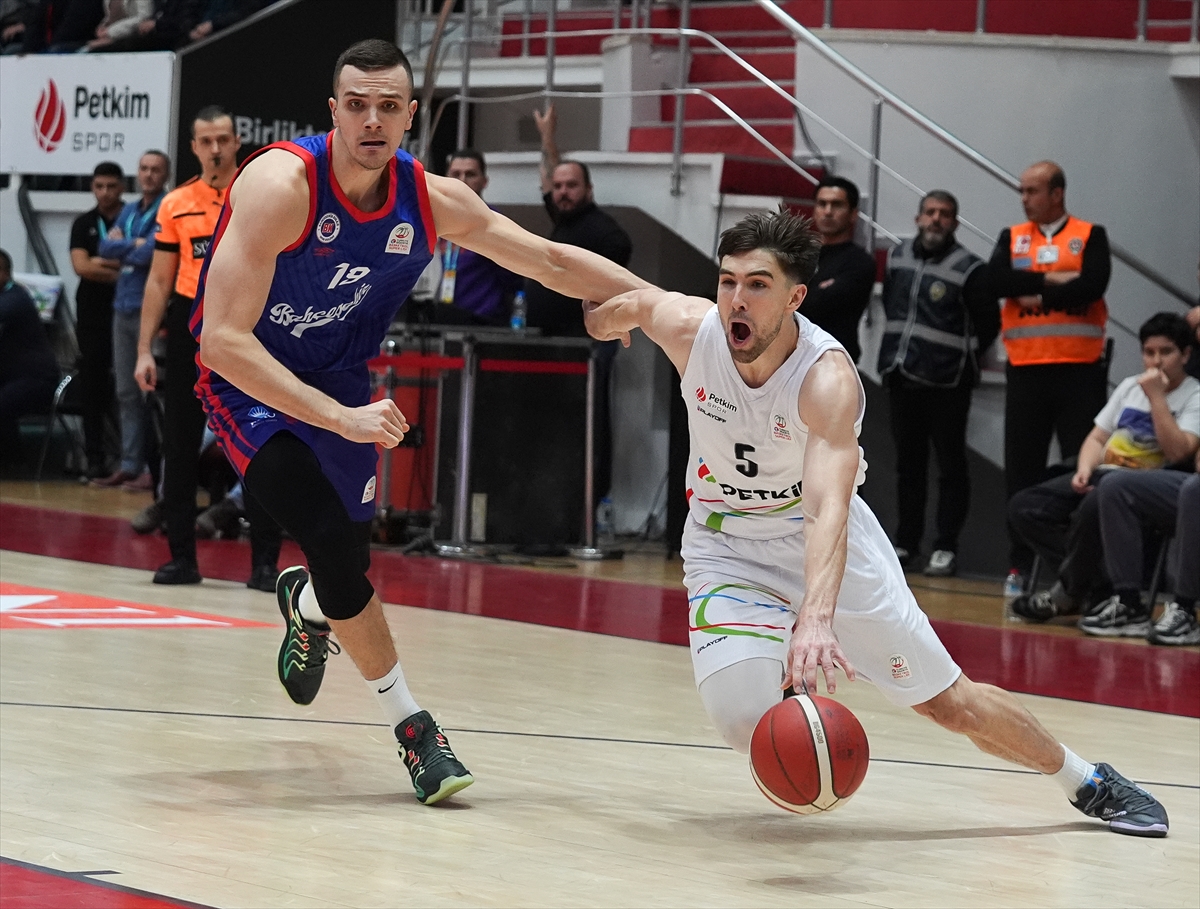 Aliağa Petkimspor: 88 - Bahçeşehir Koleji: 92