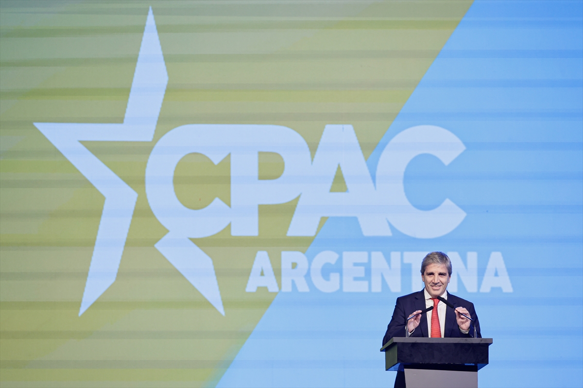 Herkes için sosyalizm saçmalığına  son vermeliyiz