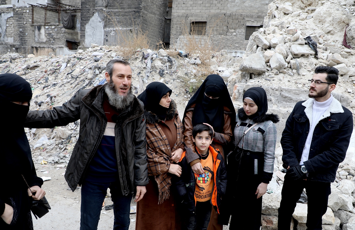 Topraklarına dönen Halepliler, mutlu