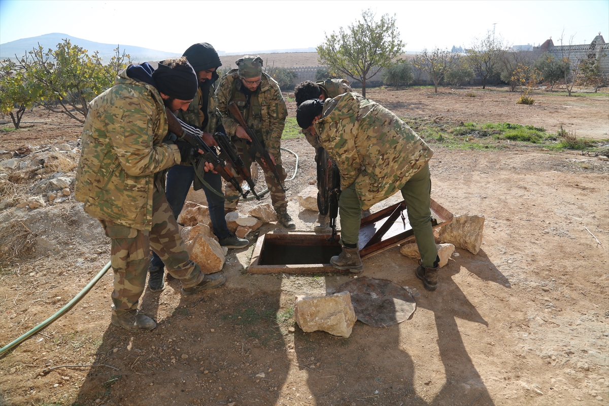 Suriye Milli Ordusu, teröristlerden kurtarılan Münbiç'te arama tarama faaliyetlerine devam ediyor
