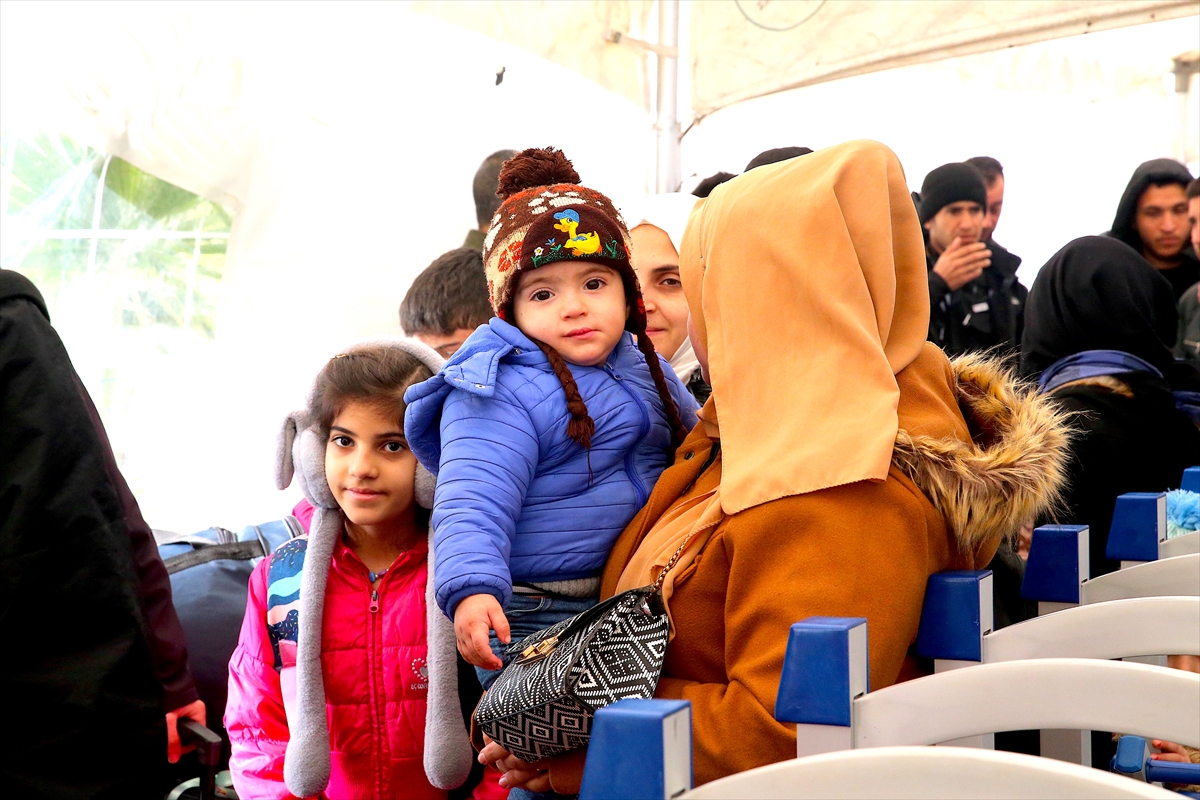 Suriyelilerin Hatay'daki sınır kapılarından ülkelerine dönüşü sürüyor