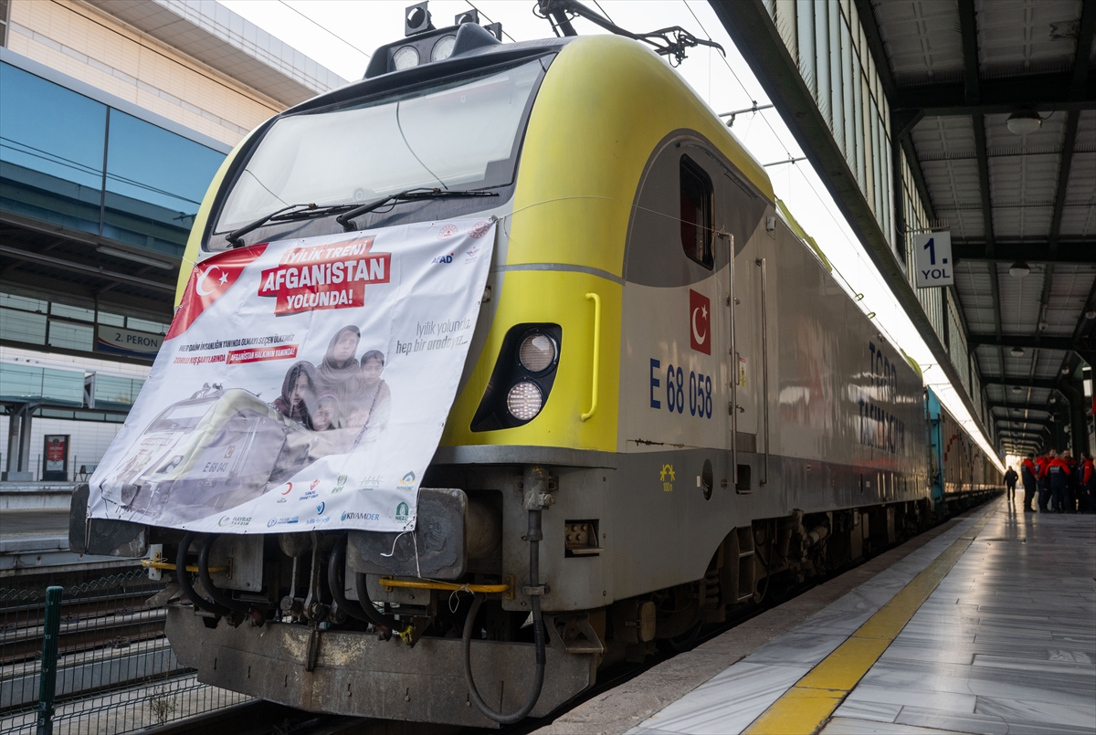 "İyilik Treni"nin 21'incisi Afganistan'a hareket etti