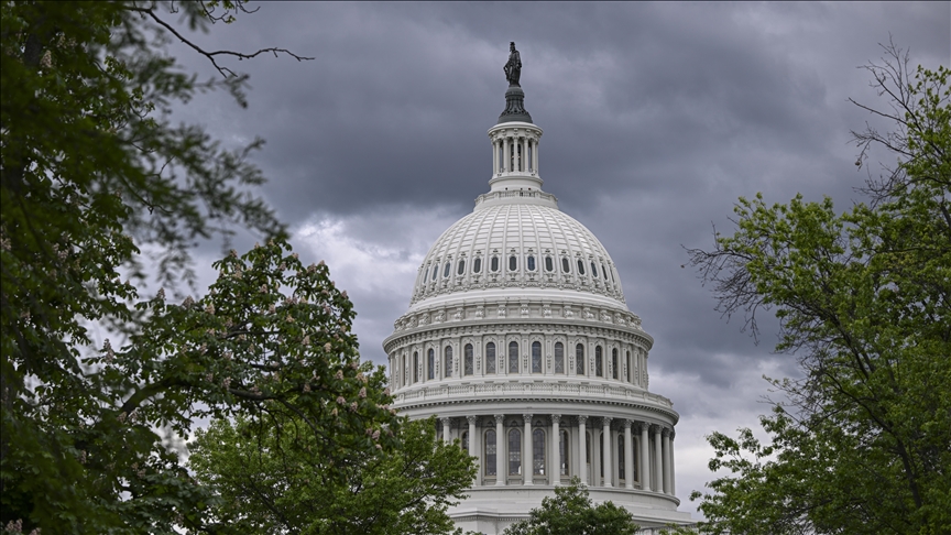 ABD Senatosu hükümetin kapanmasını önleyecek geçici bütçe tasarısını onayladı