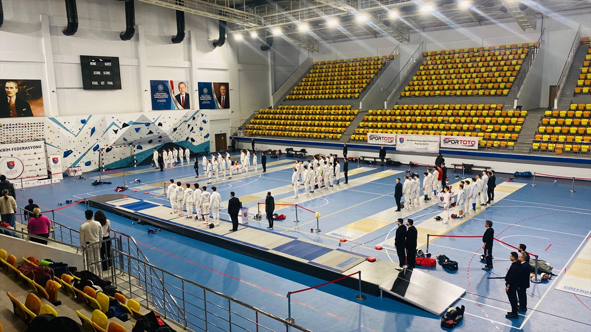 Türkiye Eskrim Büyükler Epe-Flöre ve Gençler Kılıç Şampiyonası, Ankara'da yapıldı
