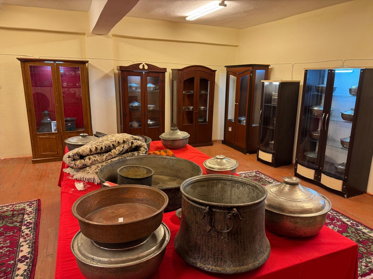 Antalya'da kapanan köy okulu bakır müzesine dönüştürüldü