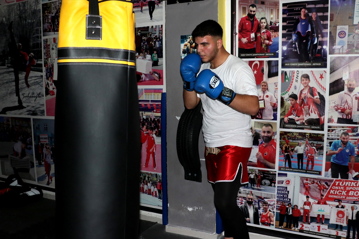 Milli kick boksçu Şevket Arslan, kariyerinde eksik olan altın madalyaya ulaşmayı hedefliyor