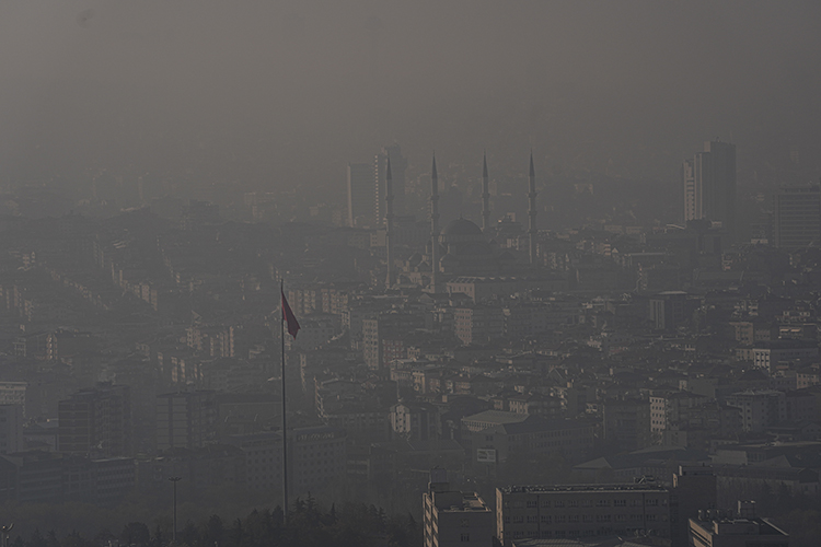 Ankara'da hava kirliliği hassas seviyede