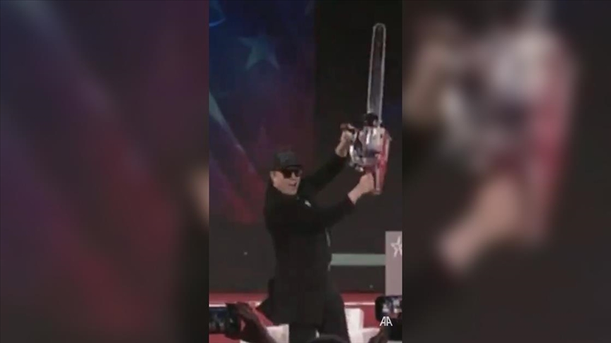 Elon Musk,"Bu testere bürokrasi için"