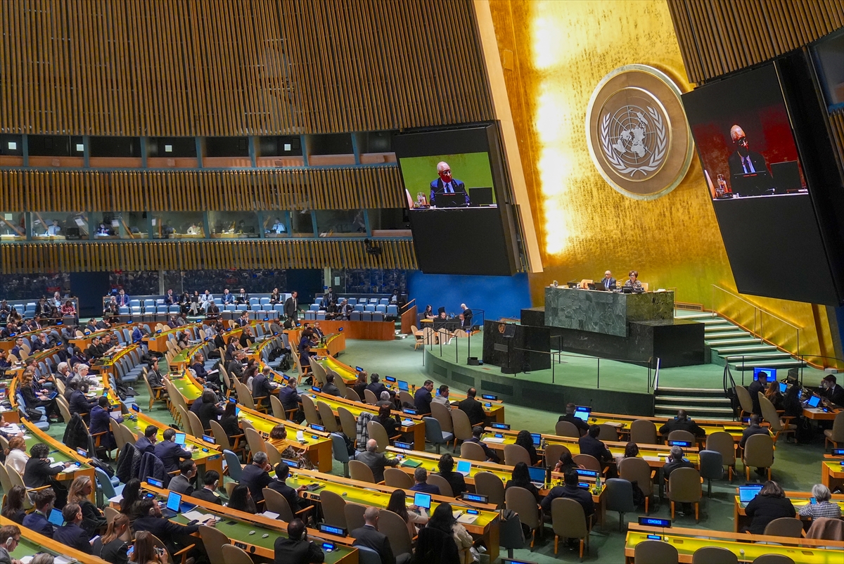 BM Genel Kurulu, Rusya'nın Ukrayna'dan derhal çekilmesini talep eden tasarıyı kabul etti