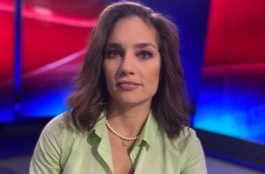 Gazeteci Nevşin Mengü'ye "terör örgütü propagandası yapmak"tan 1 yıl 3 ay hapis