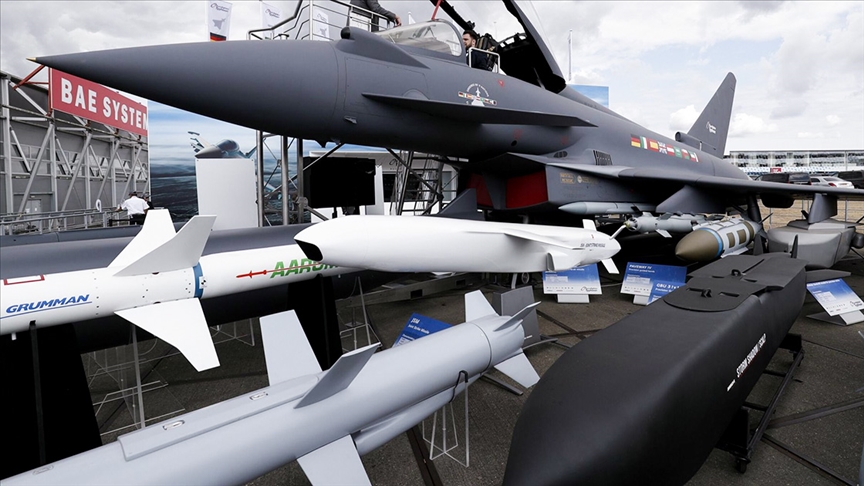 Savunma sanayi ve havacılık firmalarının hisselerinde hızlı yükseliş