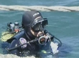 Kartal sahilinde cephane arınıyor