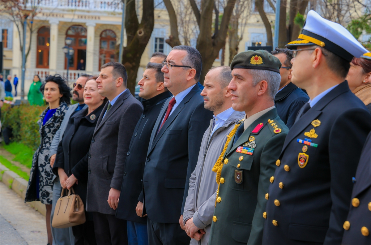 Arnavutluk'ta Çanakkale Deniz Zaferi'nin 110. yıl dönümü nedeniyle tören düzenlendi