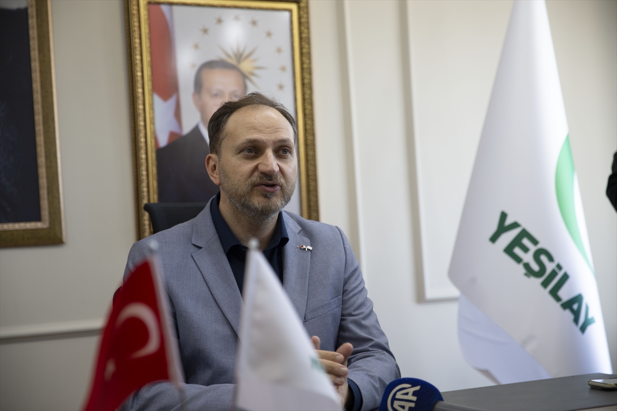 Yeşilay Genel Başkanı Dinç, Aydın'da ziyaretlerde bulundu