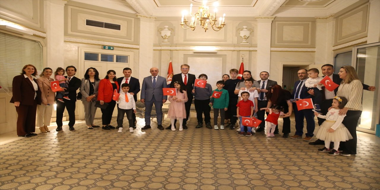 Sırbistan'da 23 Nisan Coşkusu: Belgrad’da Türk ve Sırp Çocuklar Birlikte Kutladı