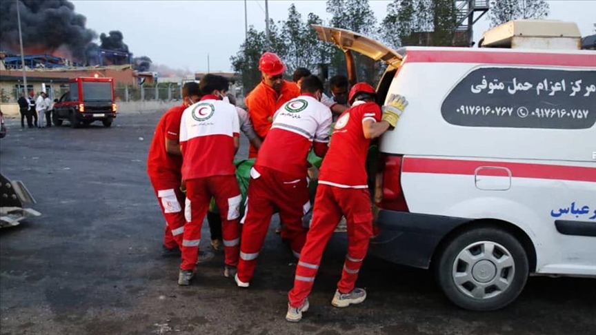 İran'ın Bender Abbas Limanı'ndaki patlamada can kaybı 25'e yükseldi