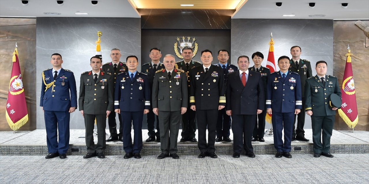 Orgeneral Metin Gürak’tan Güney Kore’ye resmi ziyaret