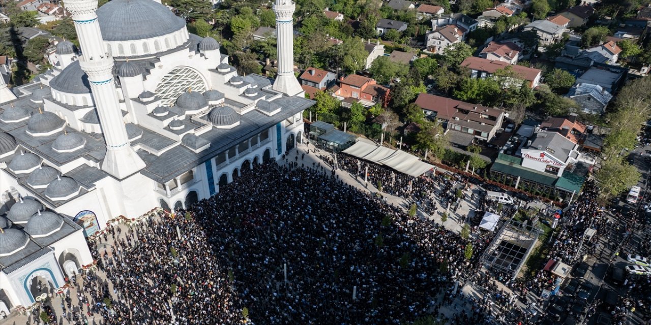 TBMM Başkanvekili Sırrı Süreyya Önder son yolculuğuna uğurlandı