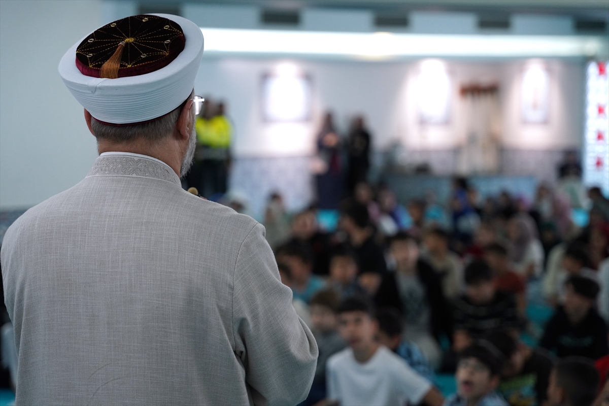 Camiler evimizden sonra sığınacağımız yuvalarımız