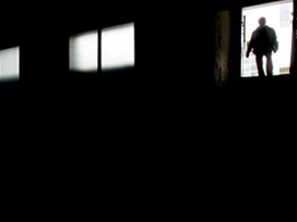 Otistik çocuklarını aç bırakarak öldürdüler