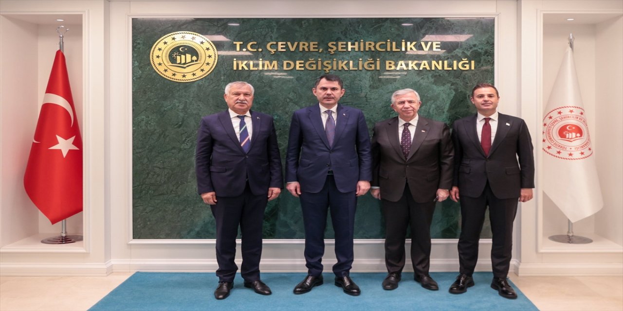 Bakan Kurum, Yerel Yönetim Başkanlarını Kabul Etti