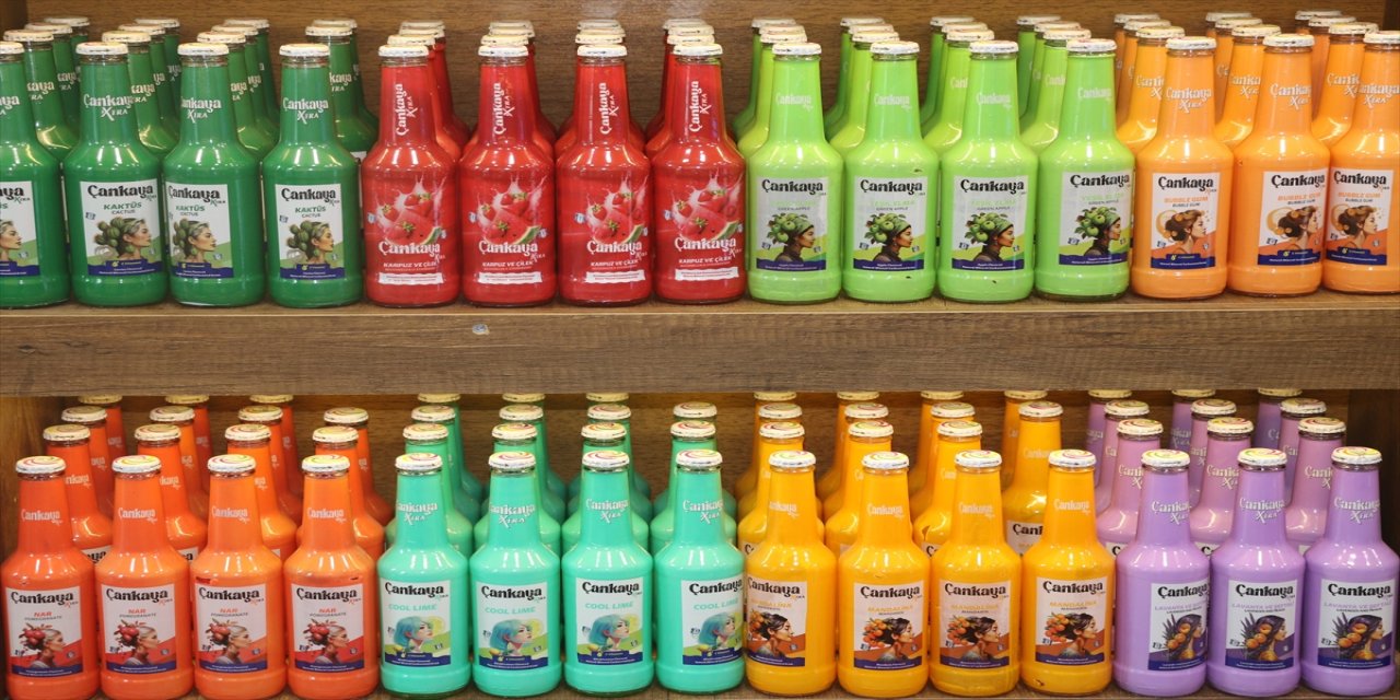 Gaziantep'te Nostaljik Gazoz Dükkanı, 120 Farklı Çeşidiyle Geçmişe Yolculuk Yapıyor