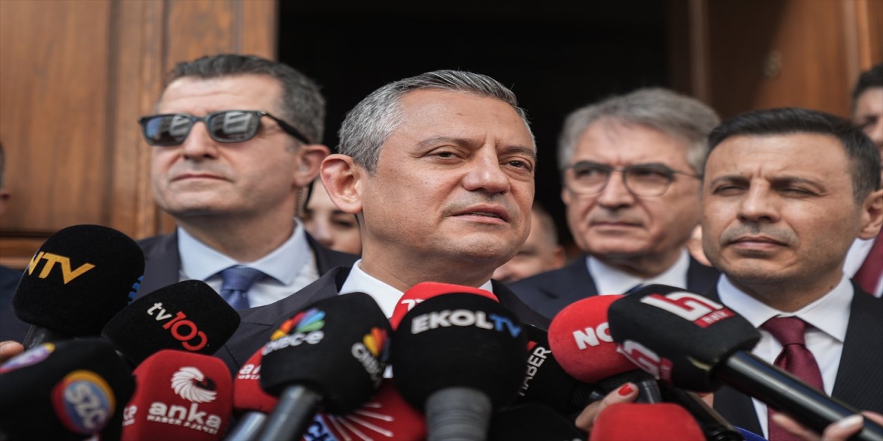 Özgür Özel’den TÜSİAD ve İSO ziyareti: “Hukukun üstünlüğü, Türkiye ekonomisine yatırım çekmenin ön şartıdır”