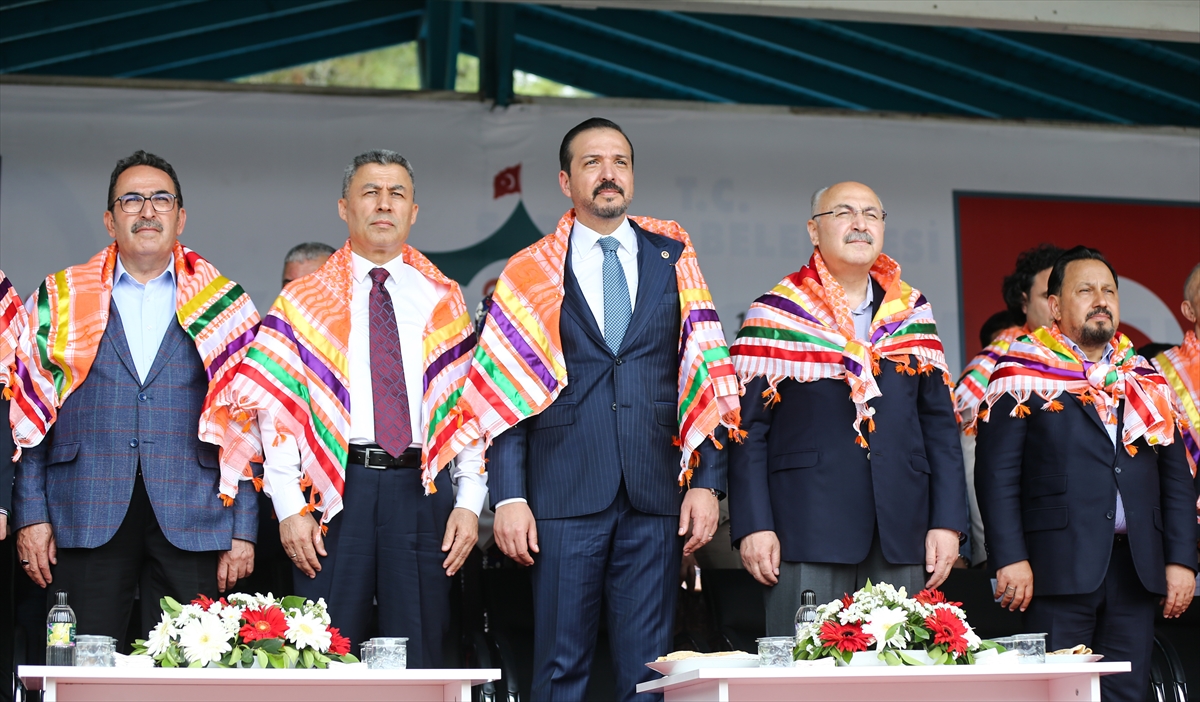 AK Parti Genel Başkan Yardımcısı Zorlu, Adana'da Yörük Türkmen Şöleni'ne katıldı