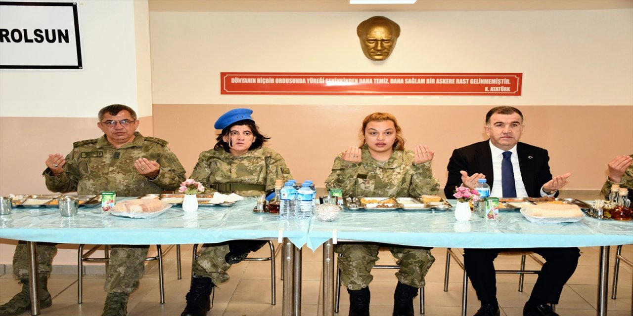 Trabzon ve Bayburt’ta 66 engelli birey temsili askerlik yaptı.