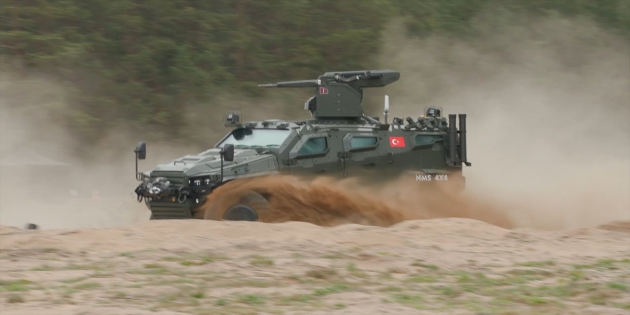 Türk savunma sanayisi Litvanya'daki Live Firing Show'da NMS 4x4 ile dikkat çekti