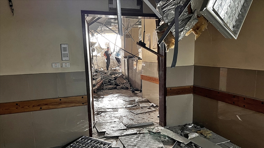 İsrail son bir haftada Gazze'de 10 hastane ve kliniği hedef aldı