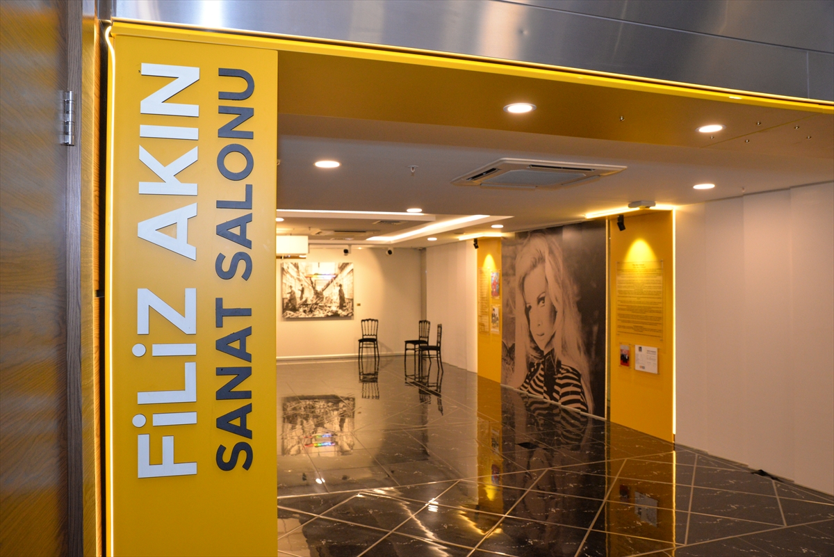 TED Üniversitesinde Filiz Akın Köksal Sanat Koleksiyonu Salonu açıldı