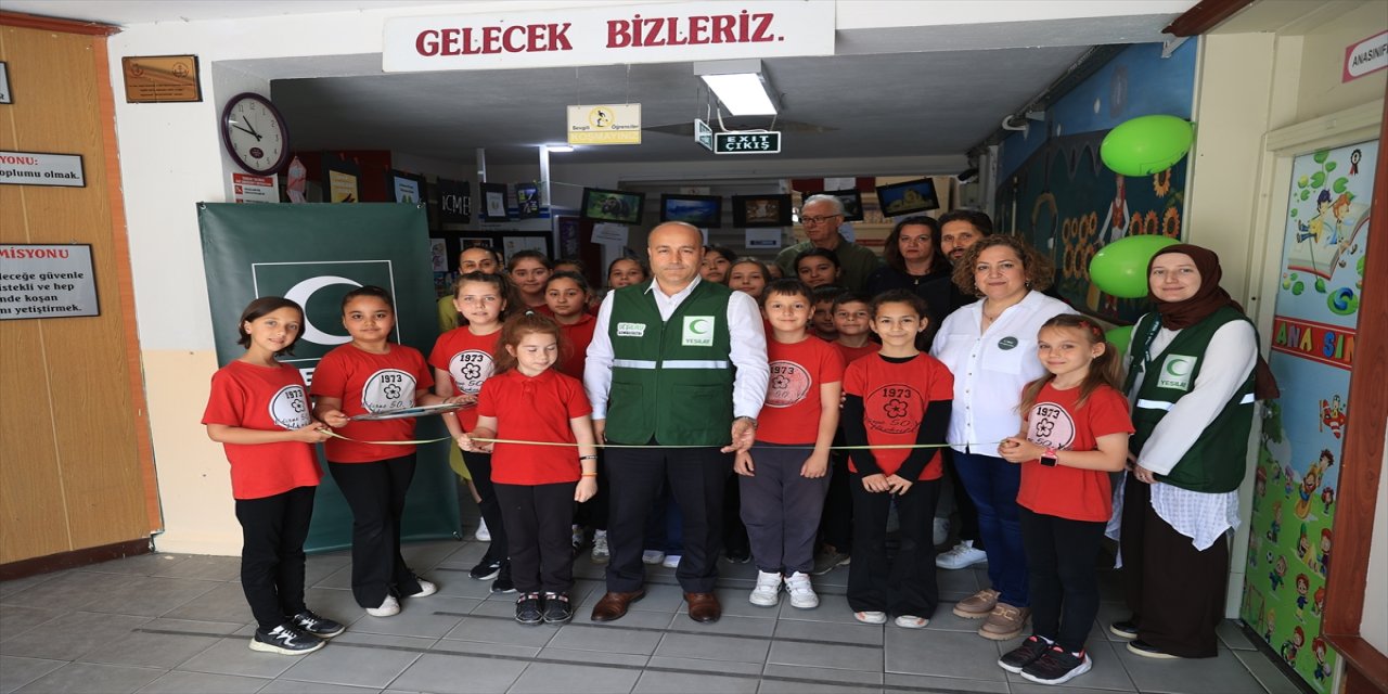 Miniklerden anlamlı mesaj: “Vahşi hayvanlar bile sigaradan masum, lütfen bırakın”