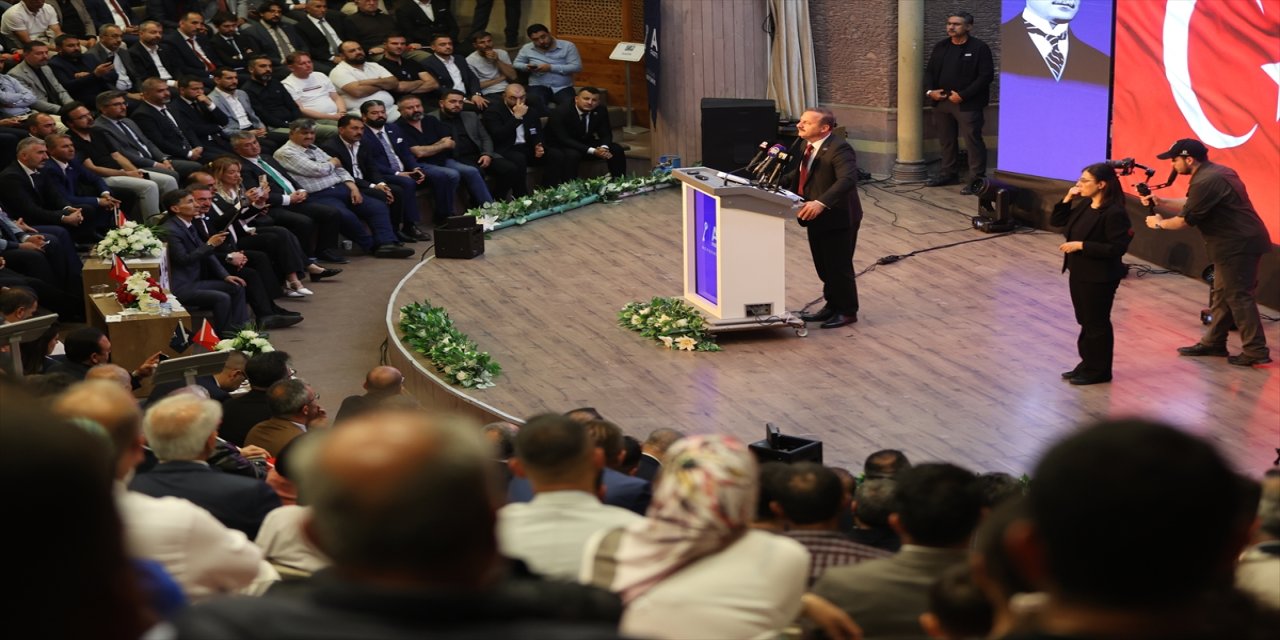 Yavuz Ağıralioğlu Nevşehir’de vatandaşlarla buluştu