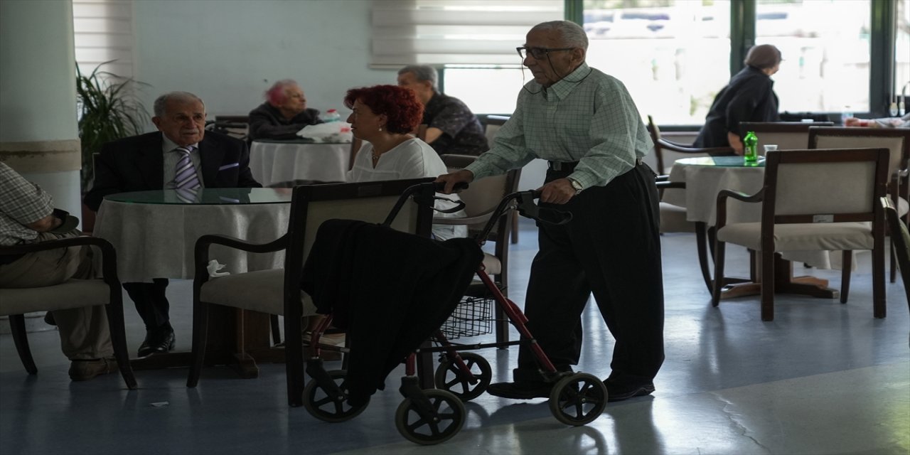 Ankara'daki huzurevinde bayram özlemi.