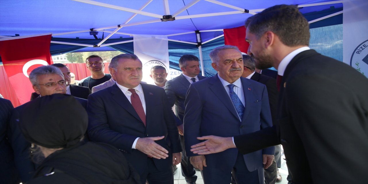 Gençlik Bakanı Osman Aşkın Bak, Rize’de bayramlaştı, terörle mücadele ve bölge yatırımlarını vurguladı