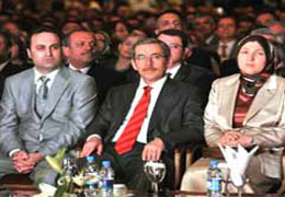 Şener'in Sağ Kolundan Bahçeli'ye...