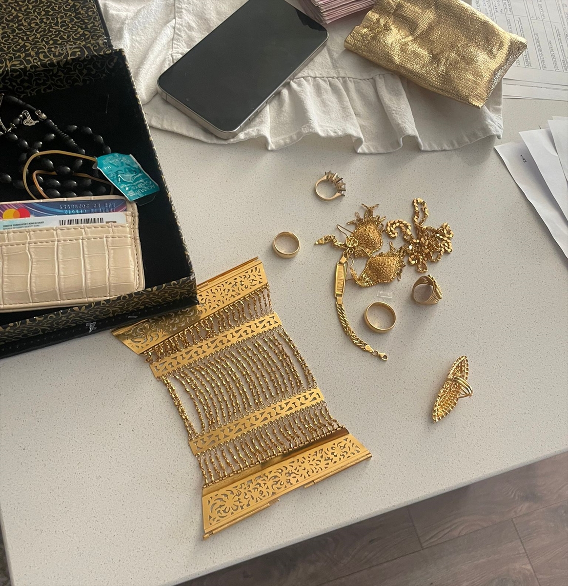 Sakarya merkezli "bungalov dolandırıcılığı" operasyonunda 20 zanlı tutuklandı