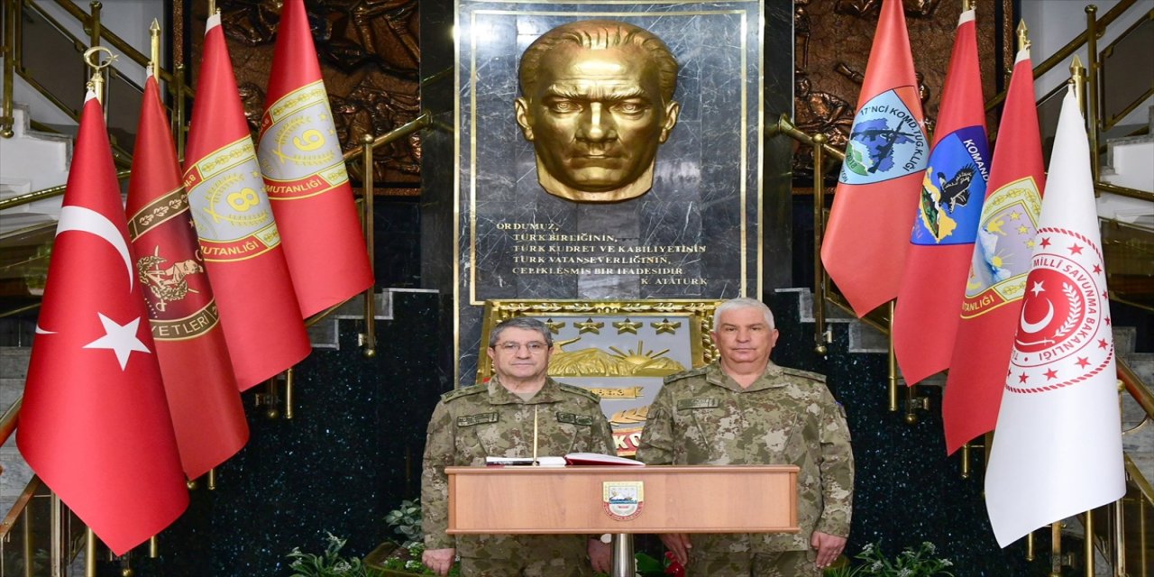 Orgeneral Bayraktaroğlu’ndan 3’üncü Ordu Komutanlığına Denetim Ziyareti